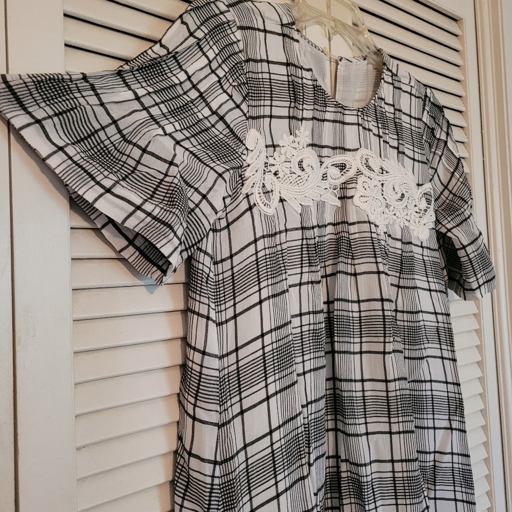 Flowy top - Picture 4 of 14